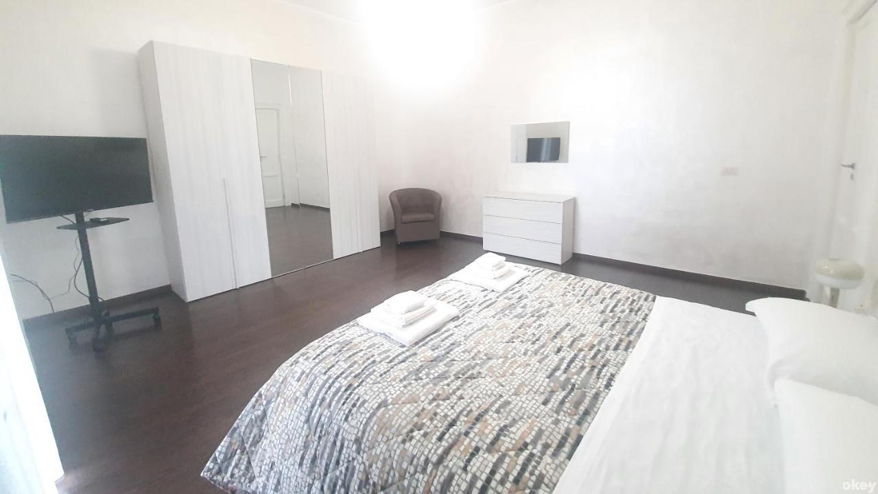 Star House - Bari Centro Apartment Luaran gambar