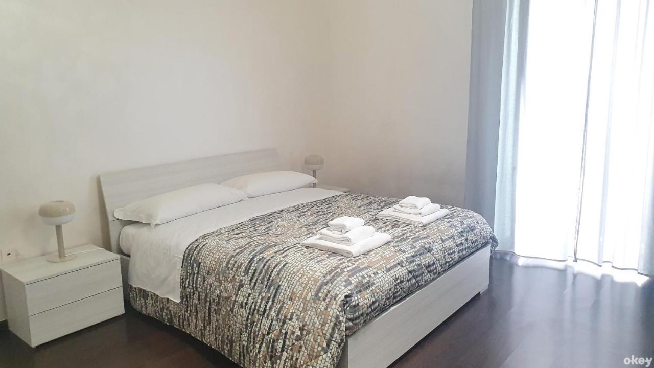 Star House - Bari Centro Apartment Luaran gambar